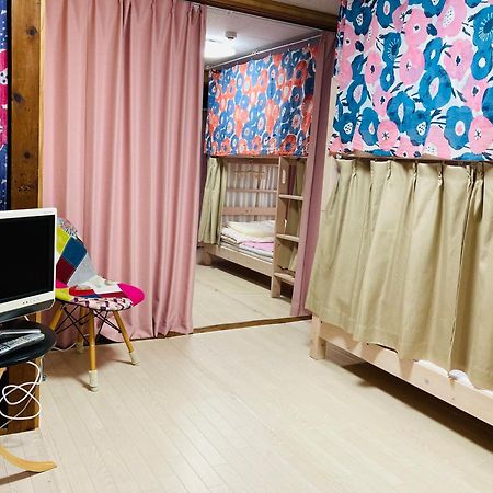 Guesthouse Perche Female Only Amami Extérieur photo